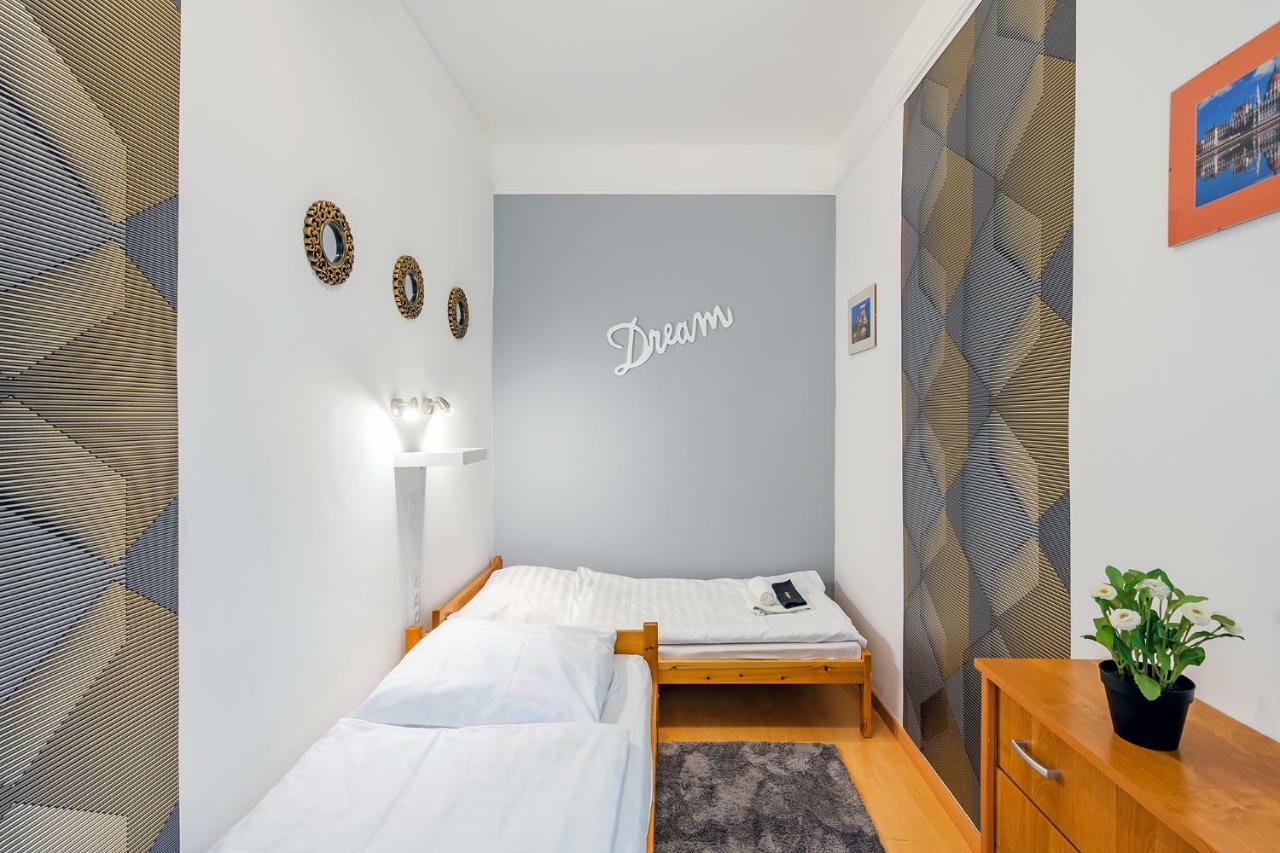 Parking, Ac, Wifi 2 Room Apartment In The Center Budapeste Exterior foto